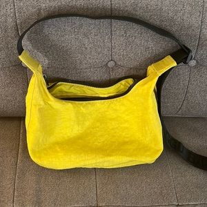 Baggu Medium Crescent Bag in Chartreuse 🍋